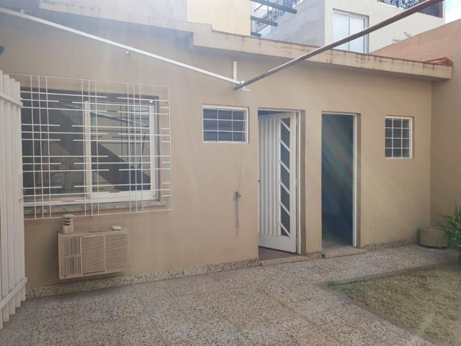 Defensa 1700 · Morón — foto 11