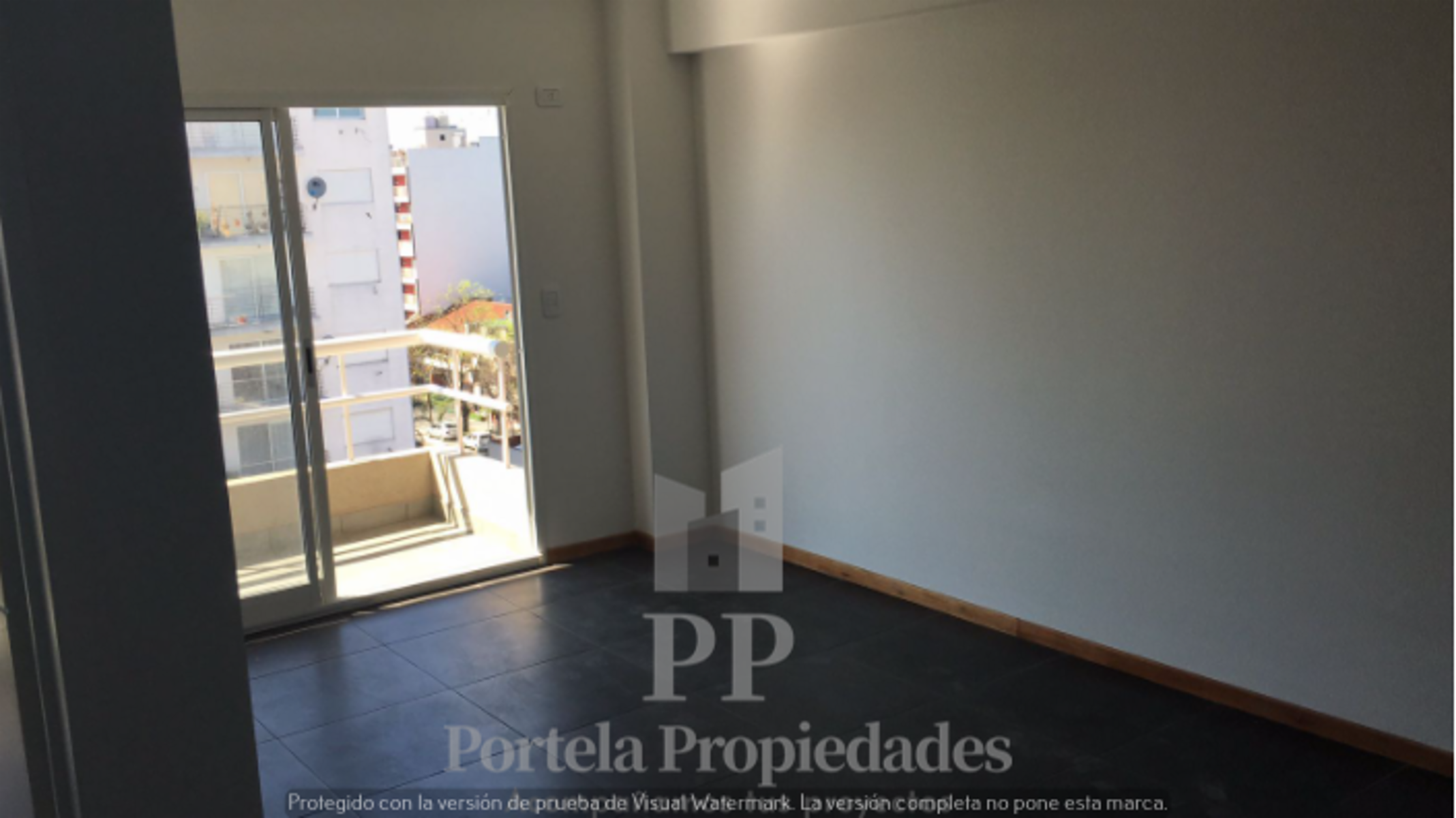 DEPTO DE 2 AMBIENTES EN CENTRO DE MORON