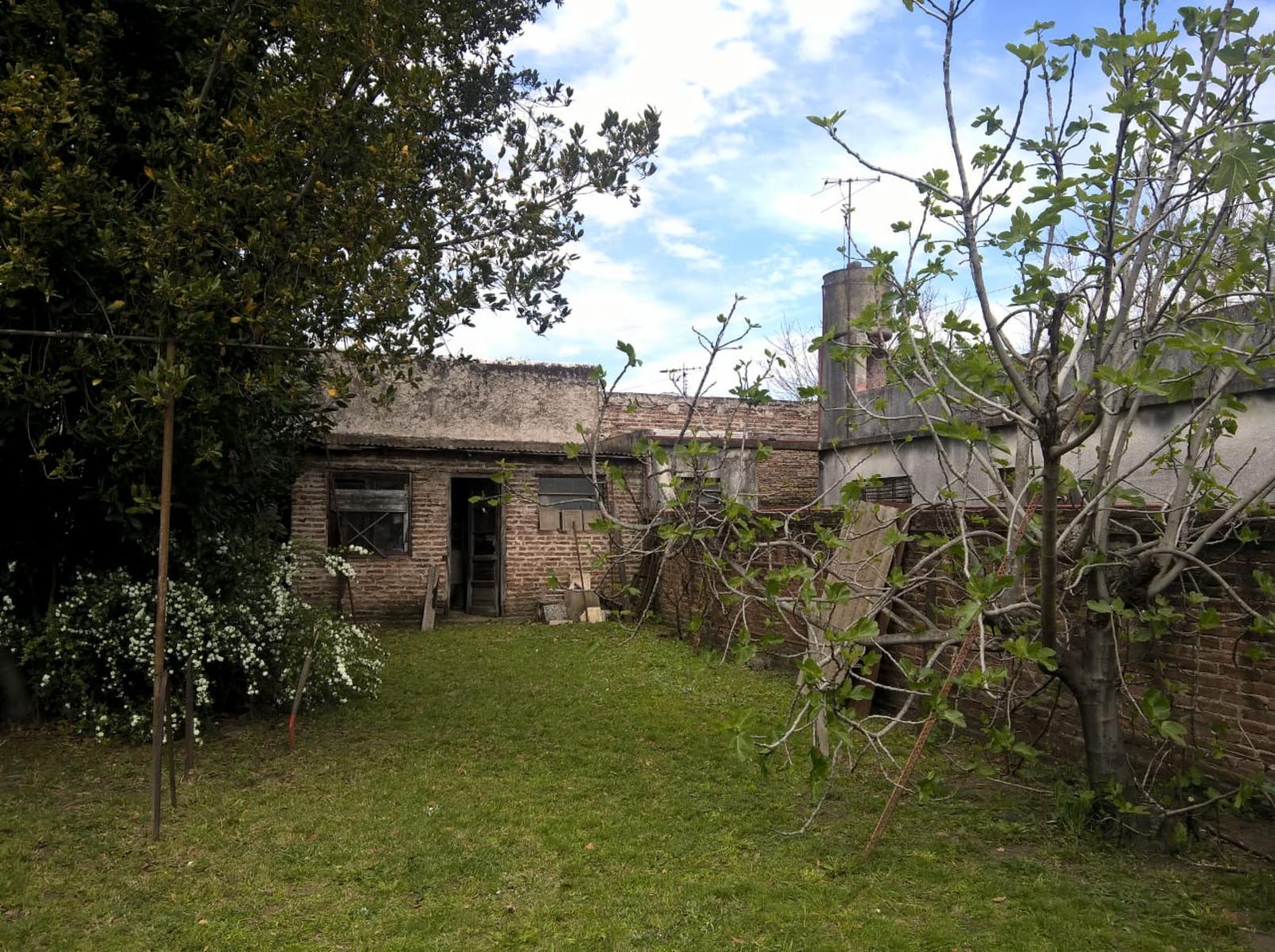 Charcas 2800 · Morón — foto 3