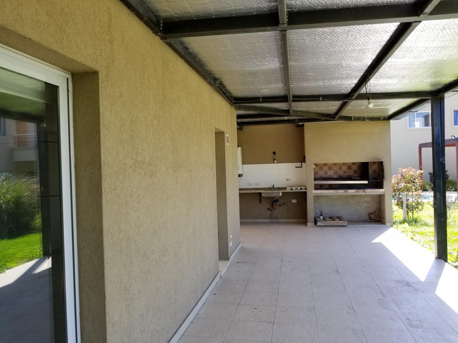 ACC. OESTE · Moreno — foto 17