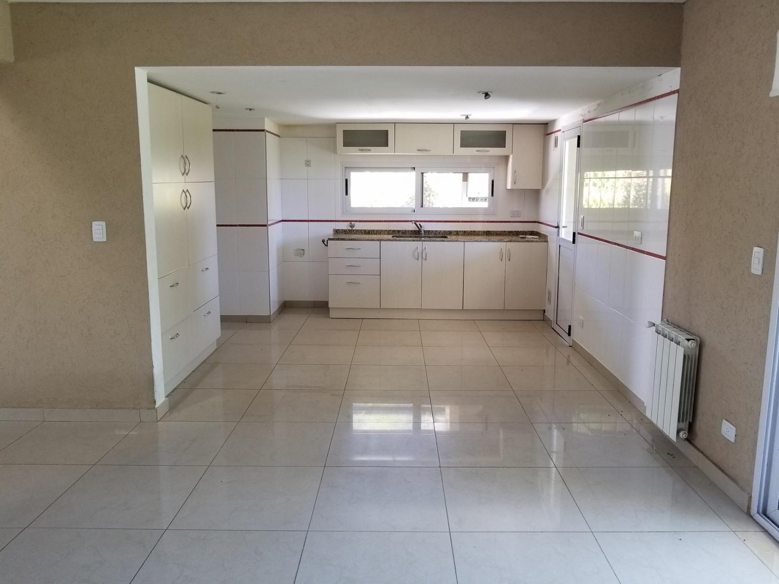 ACC. OESTE · Moreno — foto 7