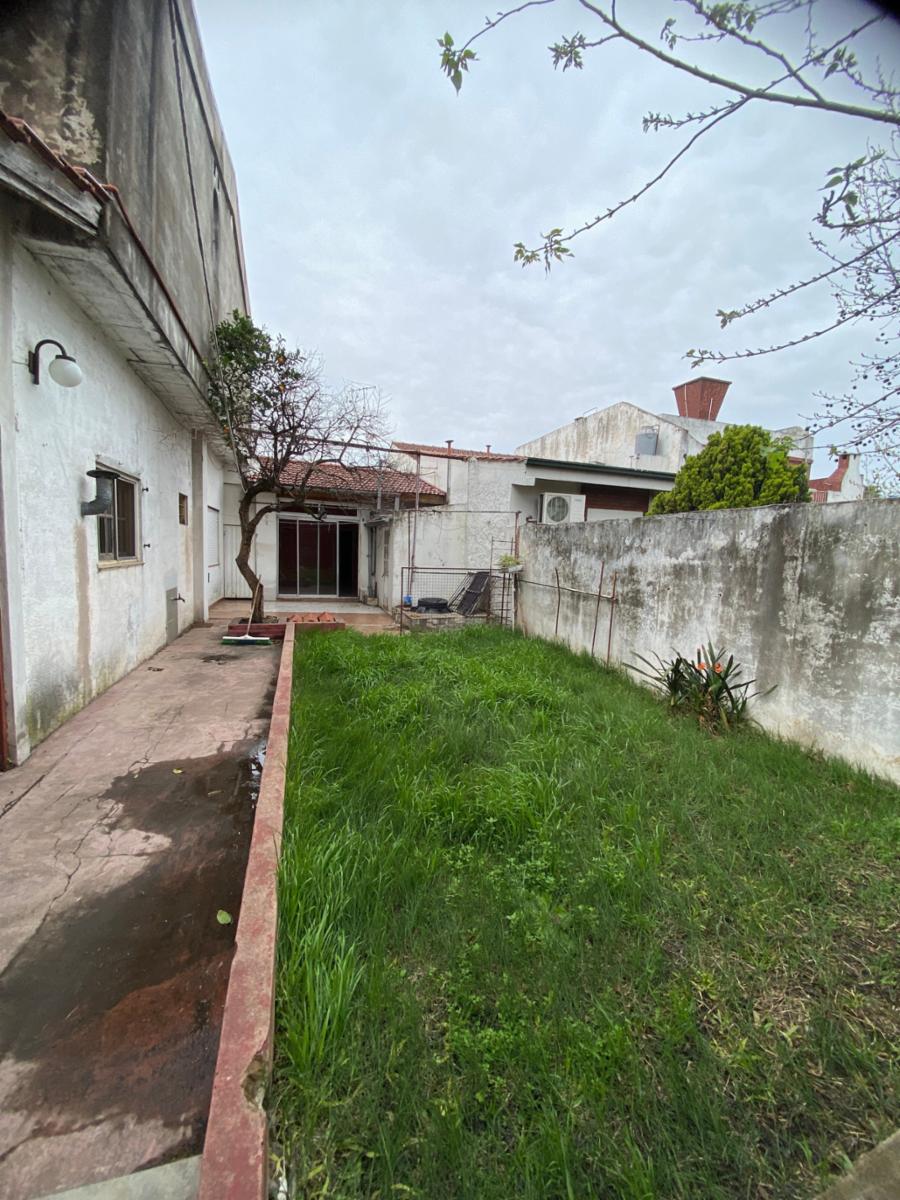 DR. MONTE 1751 · Morón — foto 12
