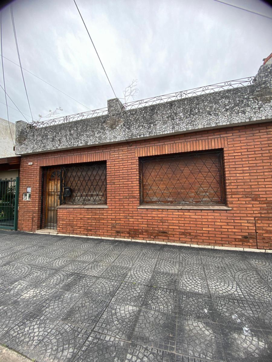 DR. MONTE 1751 · Morón — foto 14