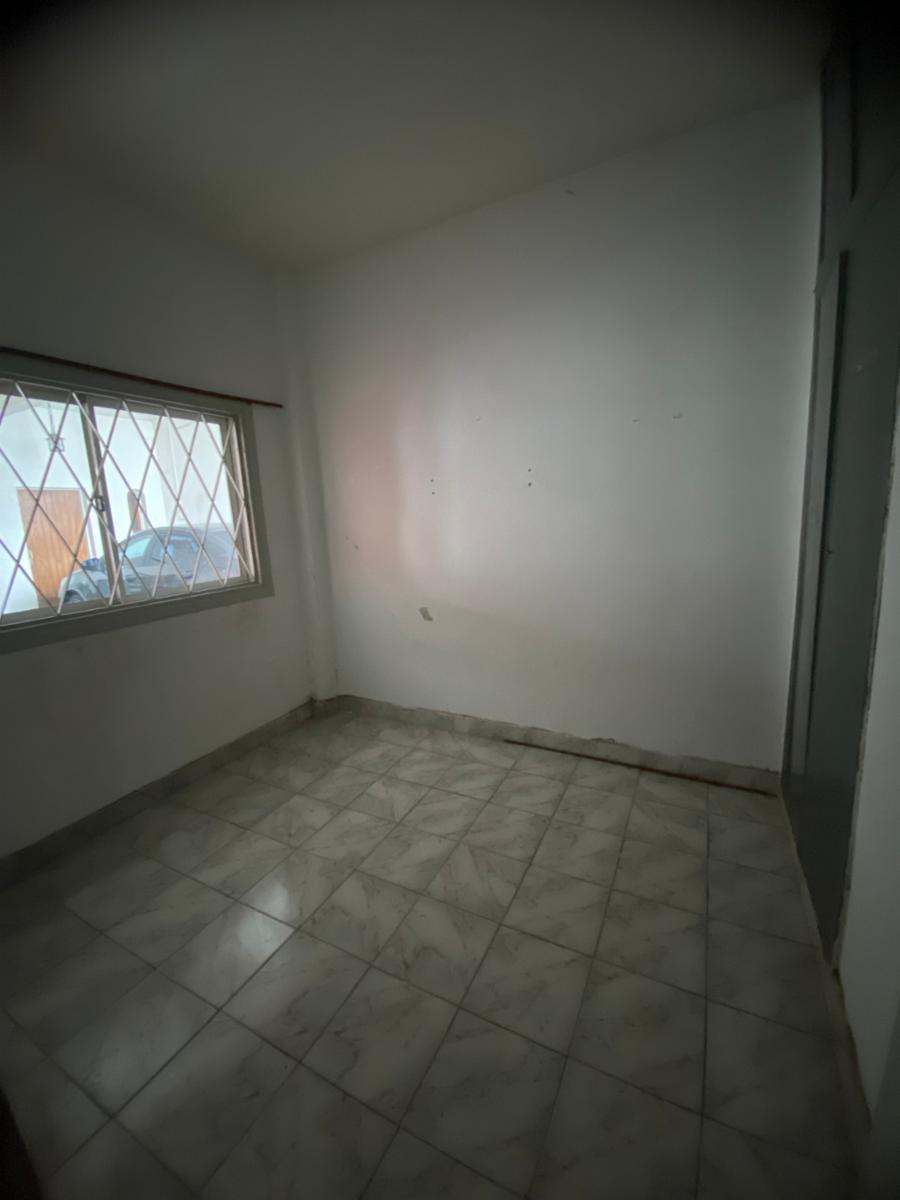 DR. MONTE 1751 · Morón — foto 4