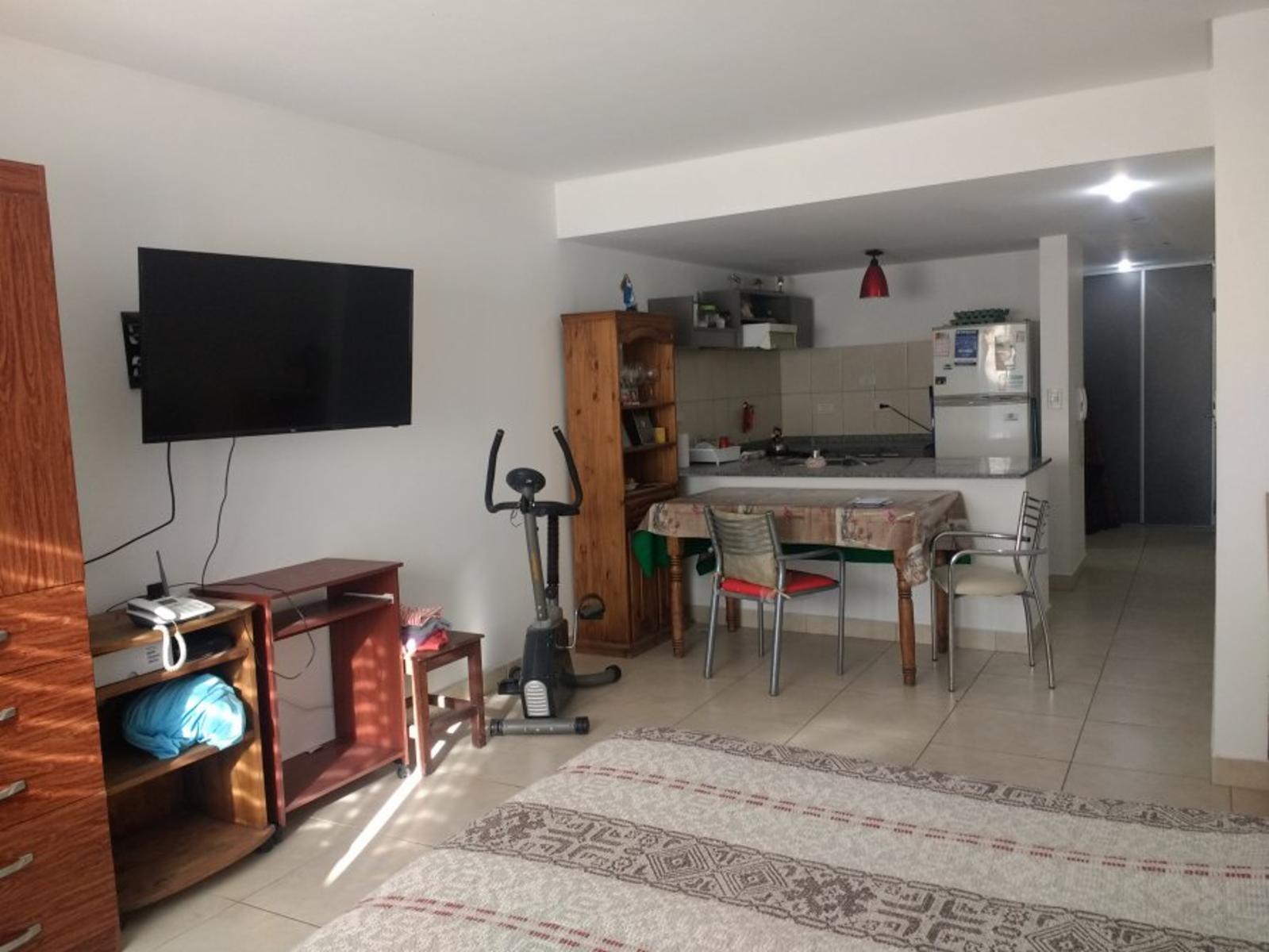 Bynnon 1561 · Almirante Brown — foto 4
