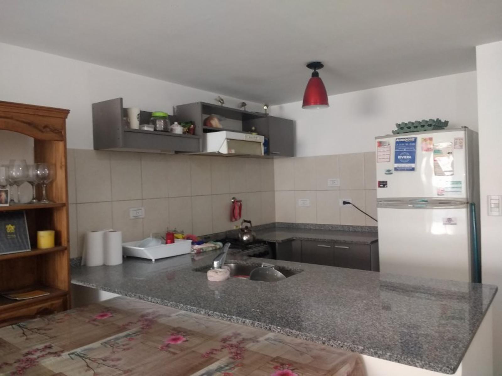 Bynnon 1561 · Almirante Brown — foto 6