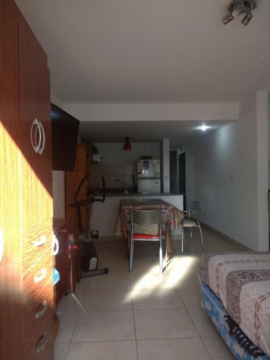 Bynnon 1561 · Almirante Brown — foto 7