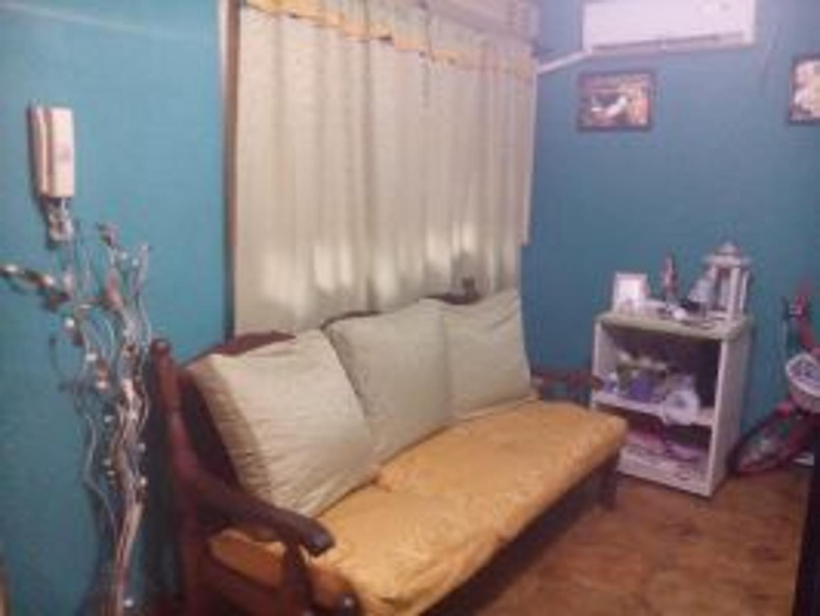 MANZANA 33 BARRIO b 7 PISO 1 · Almirante Brown — foto 5