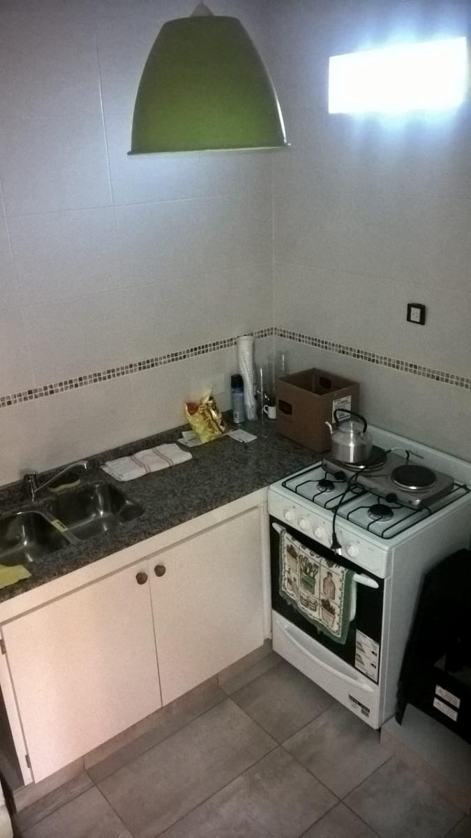 Hipolito Irigoyen 18375 · Almirante Brown — foto 13