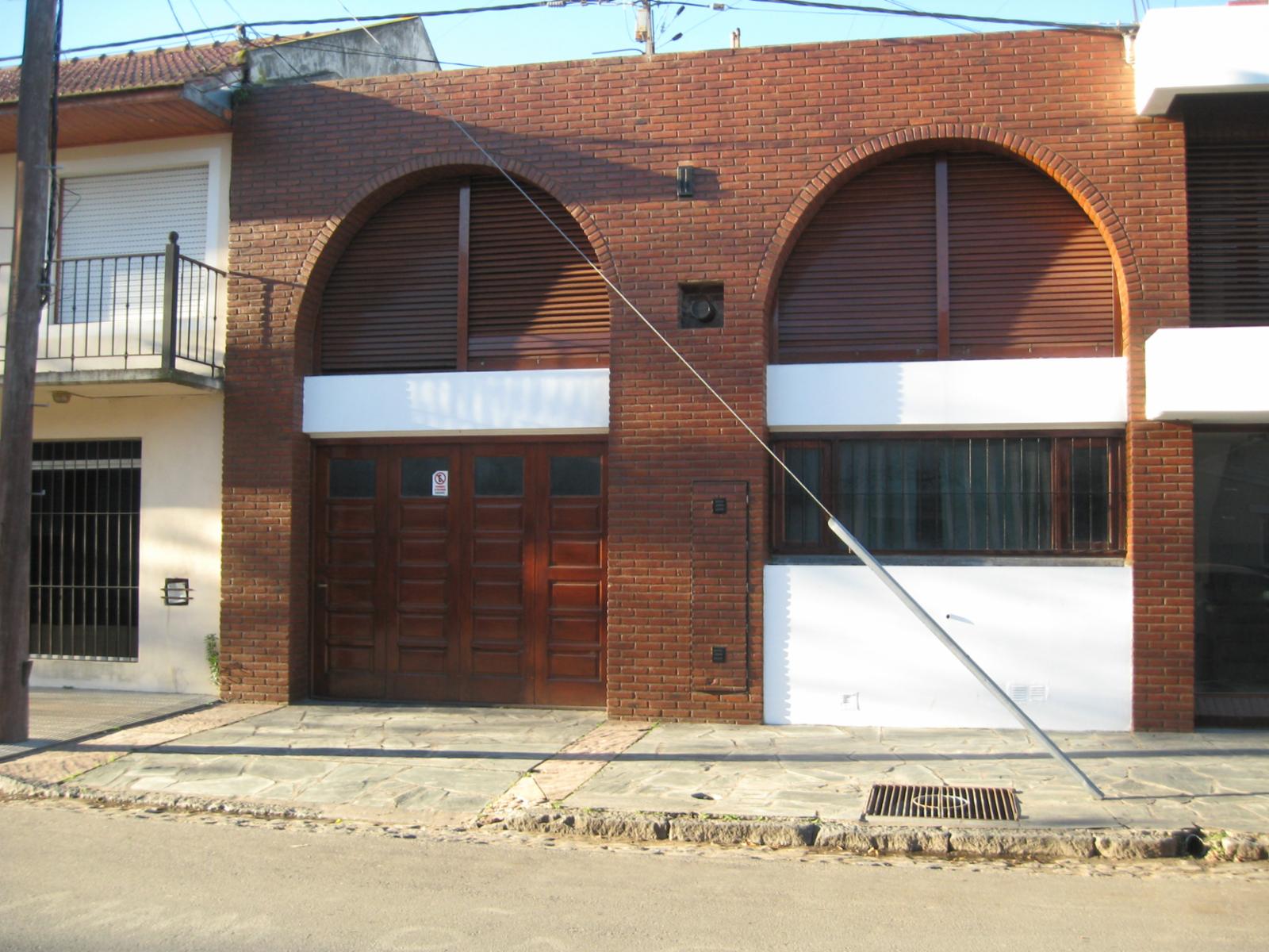 AV CHAVES  Nº 498 · Balcarce — foto 5