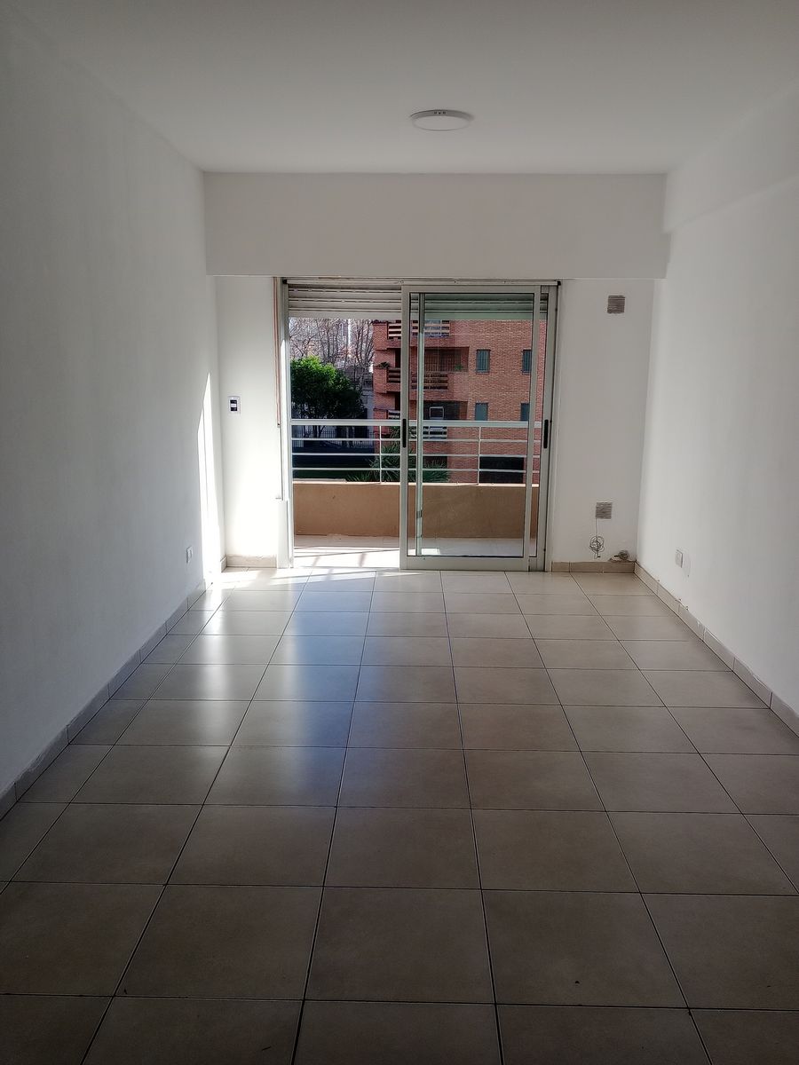 3 DE FEBRERO 1265 · San Fernando — foto 3