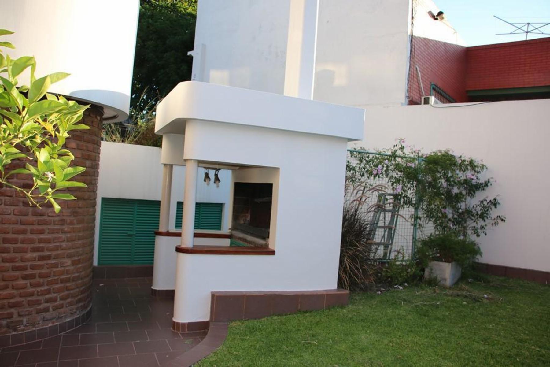 Alejandro Magariños Cervantes 5402,  Argentina, Villa Luro, Capital Federal · Villa Luro — foto 10
