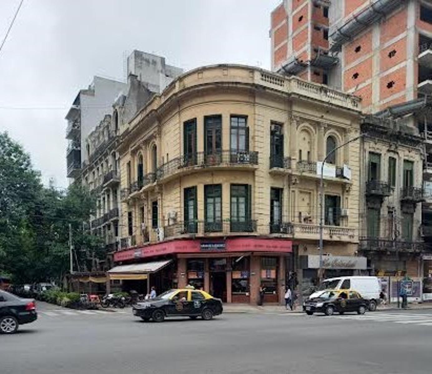Venta de departamento de dos ambientes en Almagro