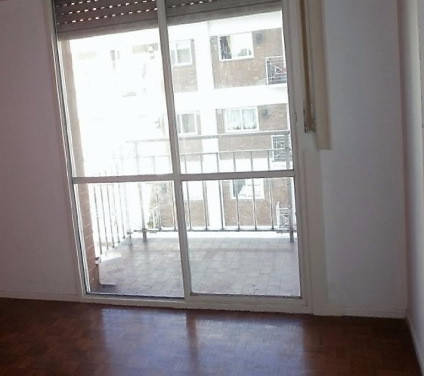 Alem 166 9 · Quilmes — foto 3