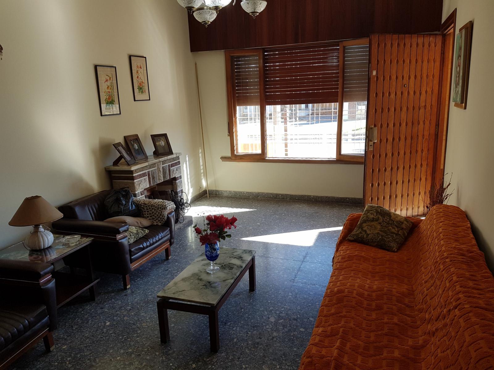 CAMPOS SALLES · Morón — foto 4