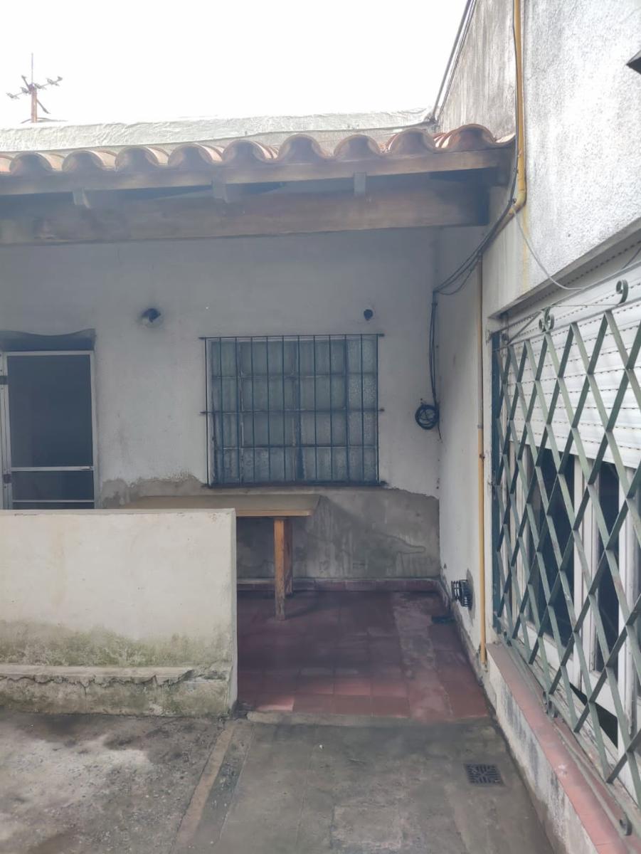 RAMON CABRERO  2500 · Lanús — foto 15
