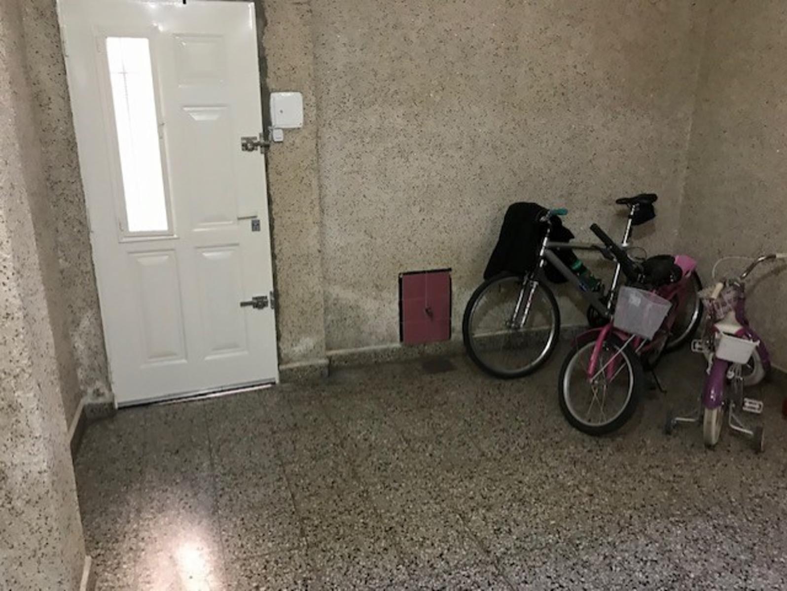 JUAN ZANELLA 3600 · Tres De Febrero — foto 4