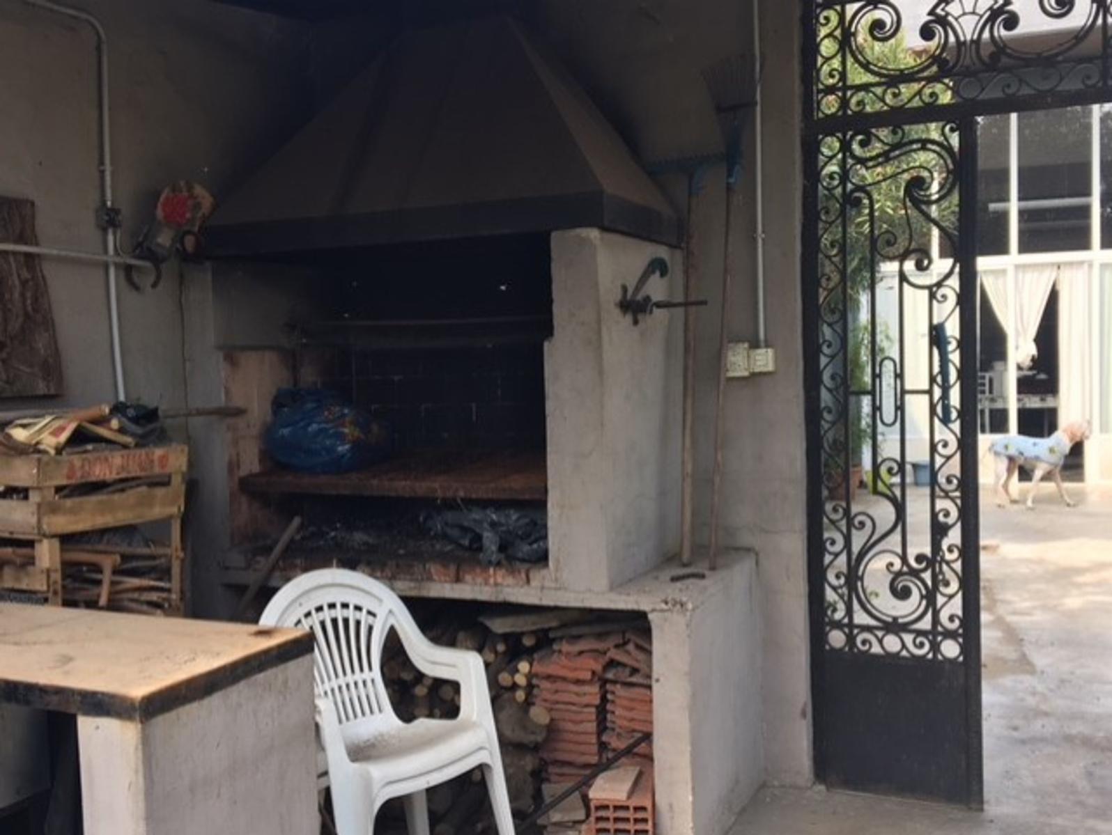 Pte. Peron 1347 · Quilmes — foto 15
