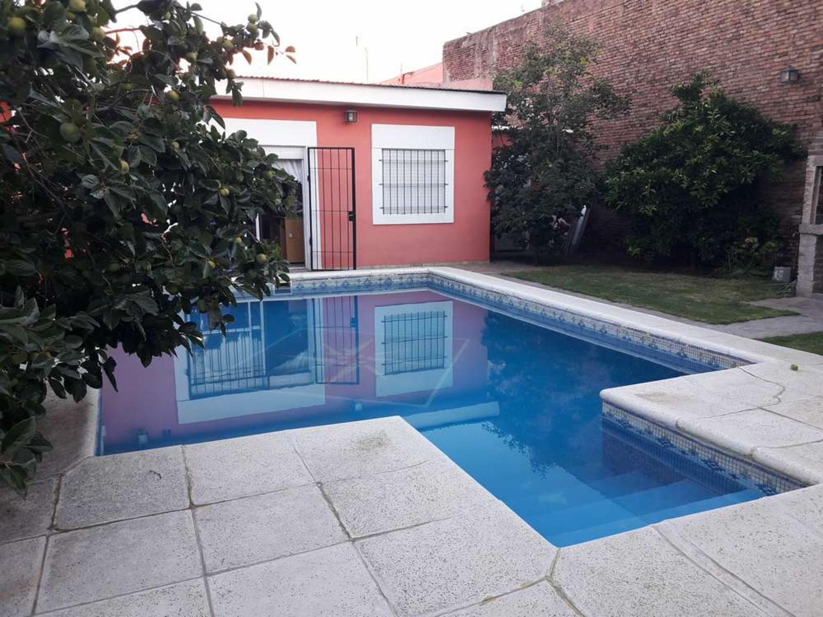 San martin 671 · San Andrés De Giles — foto 3