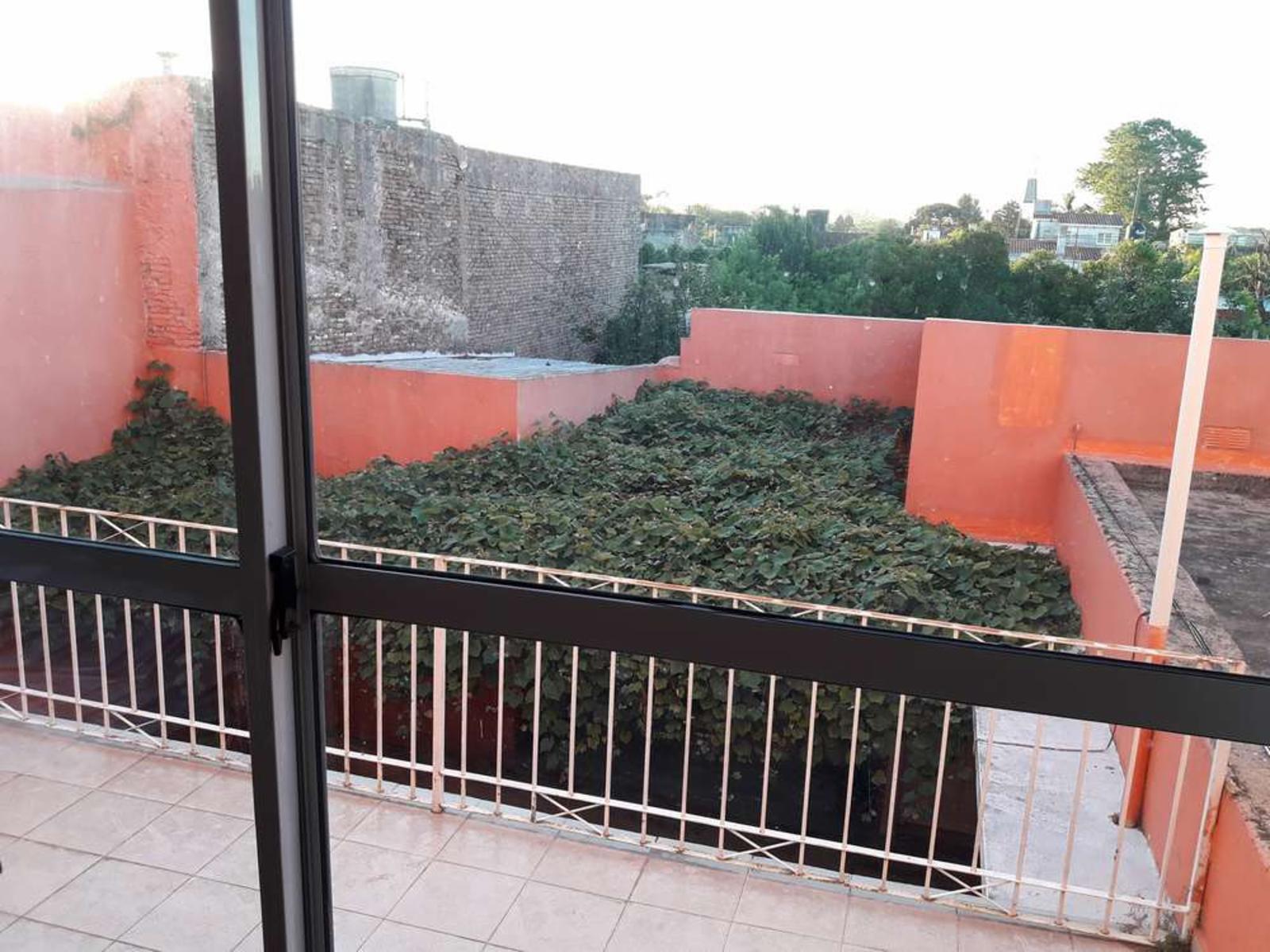 San martin 671 · San Andrés De Giles — foto 9