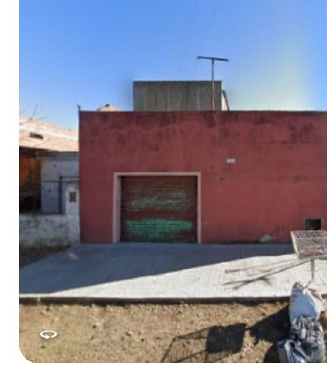 LOCAL CON VIVIENDA A RECICLAR EN EXCELENTE UBICACIÓN.