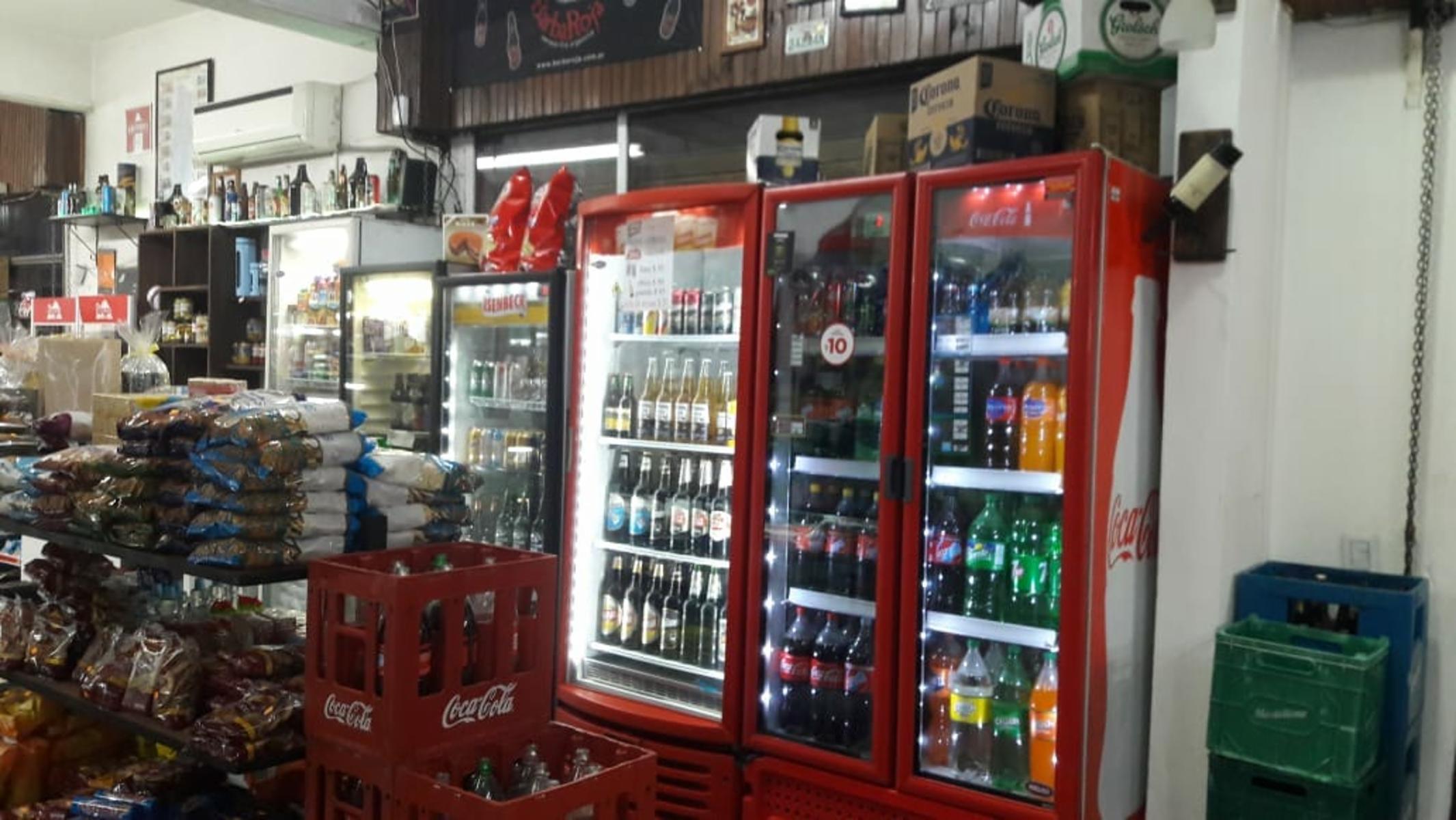 Primera Junta Y San Lorenzo ESQUINA. · San Miguel — foto 12