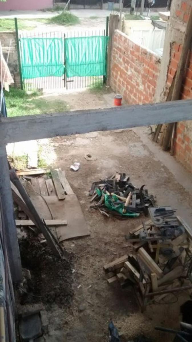 Pehuajo 306, Monte Grande · Esteban Echeverría — foto 4