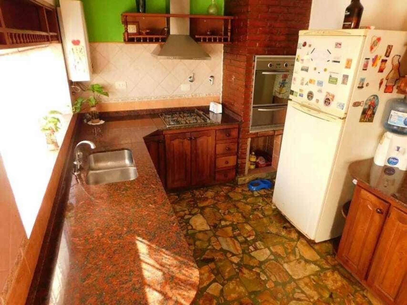 dean funes 357 · San Isidro — foto 9