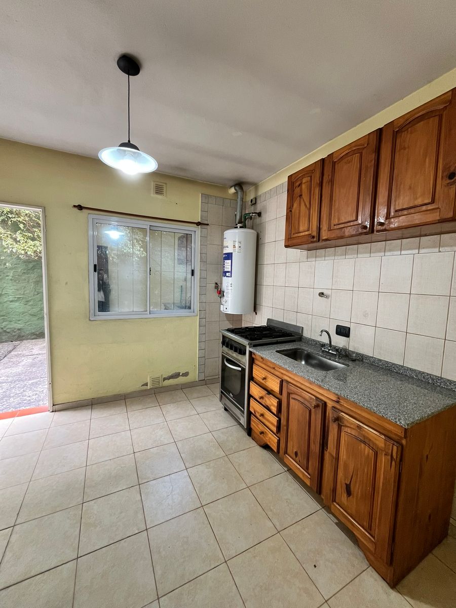 SARRATEA 4132 · La Matanza — foto 14