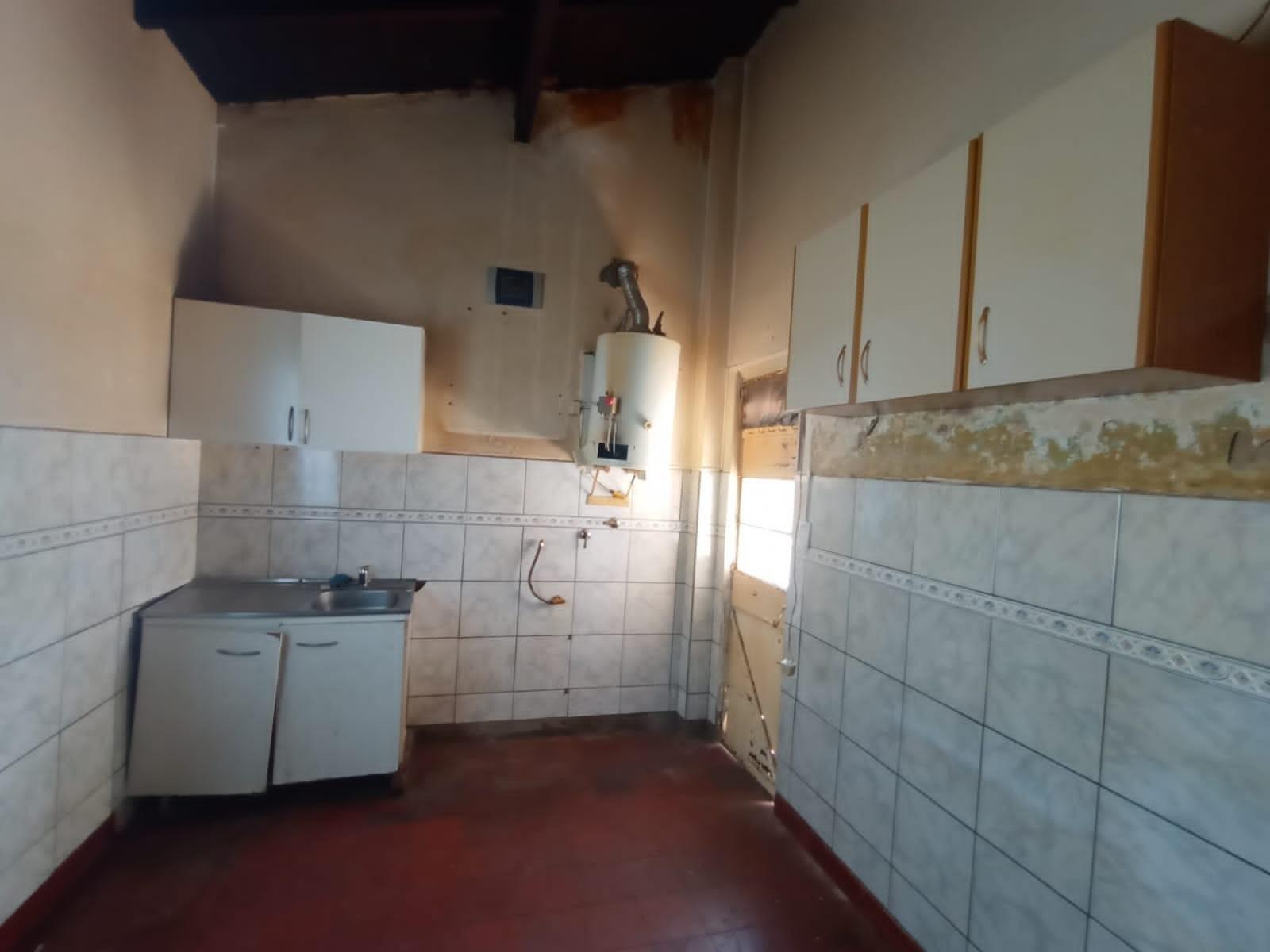 PASTEUR  126 · La Matanza — foto 3