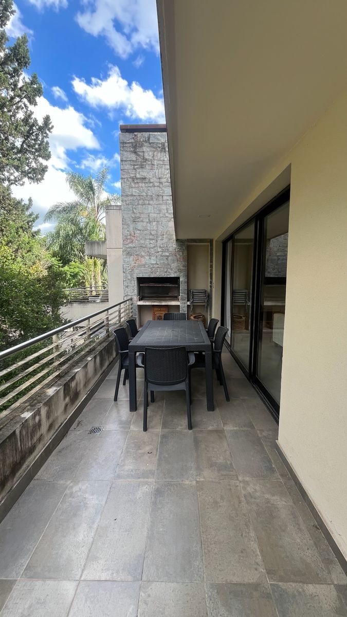 VENDO DEPARTAMENTO 2 DORMITORIOS CON COCHERA EN YERBA BUENA · Yerba Buena — foto 4
