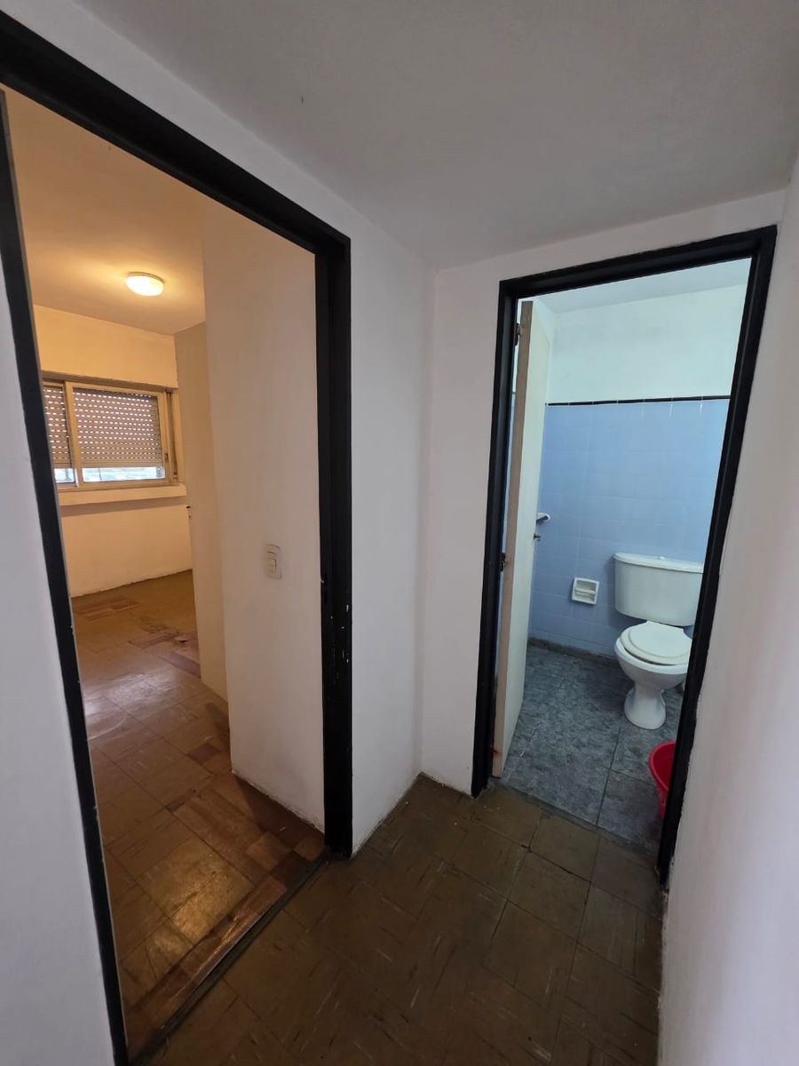 HIPOLITO YRIGOYEN 690 · Quilmes — foto 21