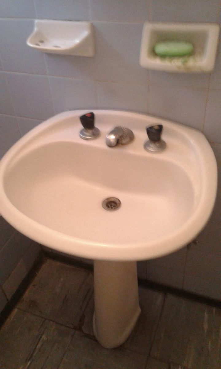 HIPOLITO YRIGOYEN 690 · Quilmes — foto 9