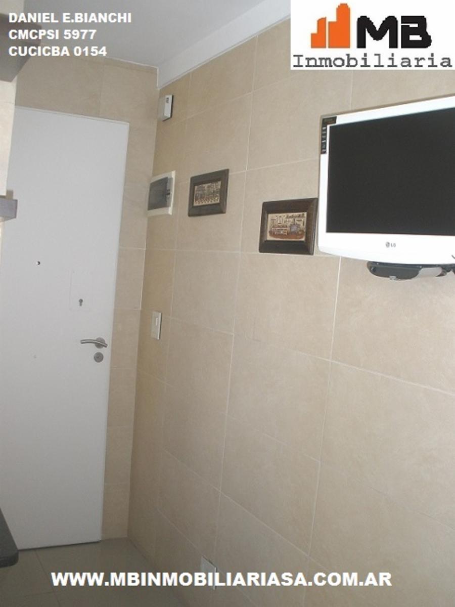 Valentin Gomez al 3400 · Almagro — foto 14