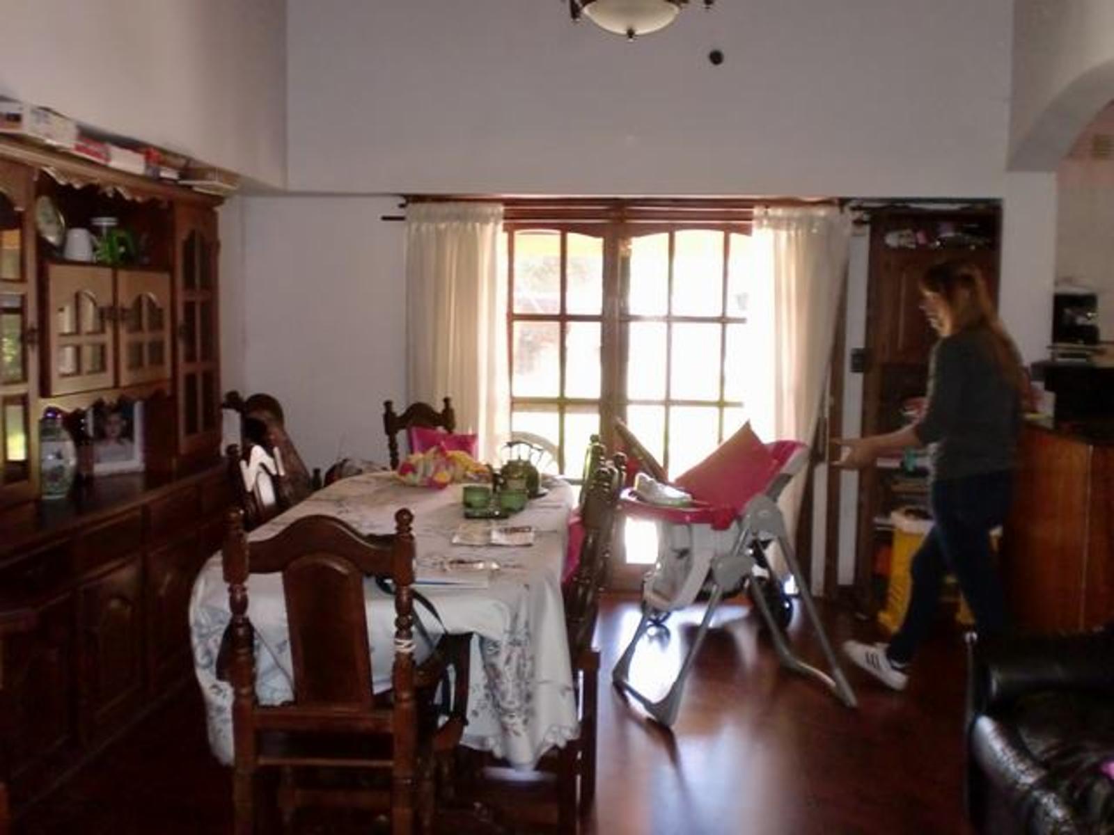 Azcuenaga 1040 · Quilmes — foto 5