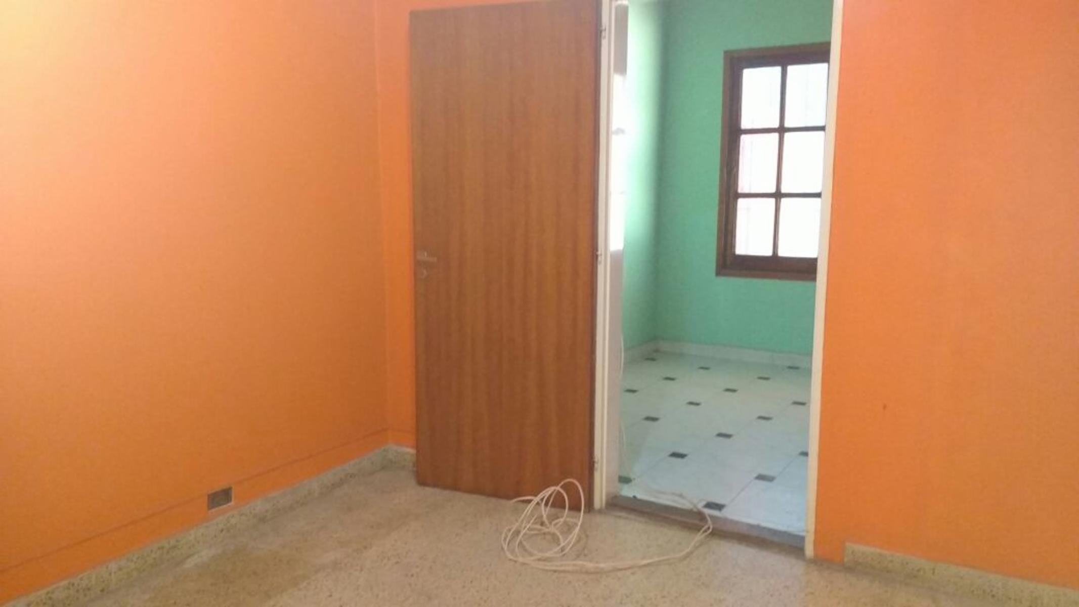 DEL PORVENIR 4354 · Merlo — foto 3