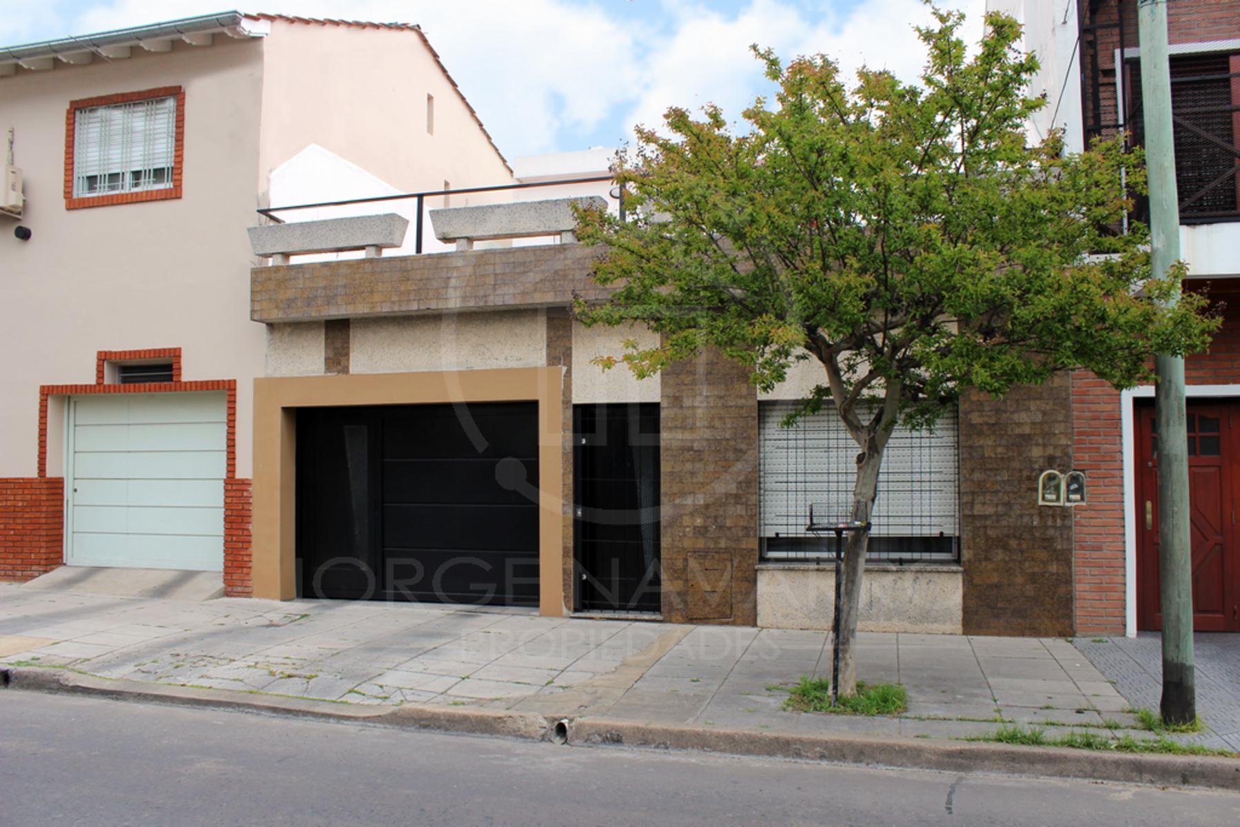 Excelente Casa Lote Propio - Junin 2218 - Villa Maipú