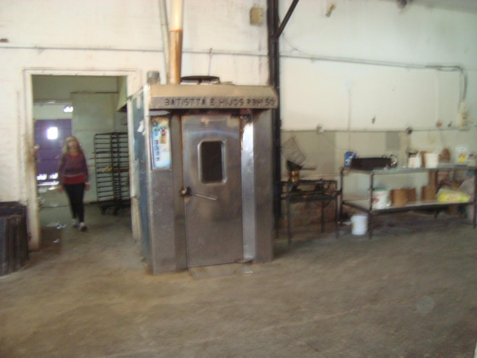 BELGRANO 1200 · Almirante Brown — foto 8
