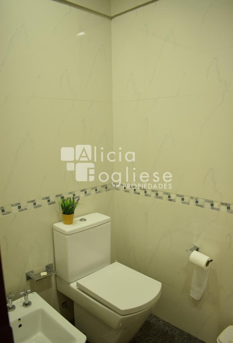 Pedro Luro entre Alfonsina Storni y Albatros · Villa Gesell — foto 23