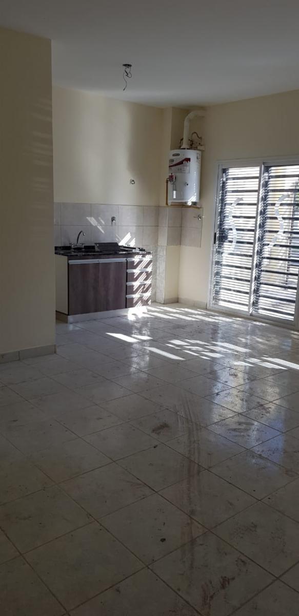 juan florio 720  PRIMER PISO · La Matanza — foto 13