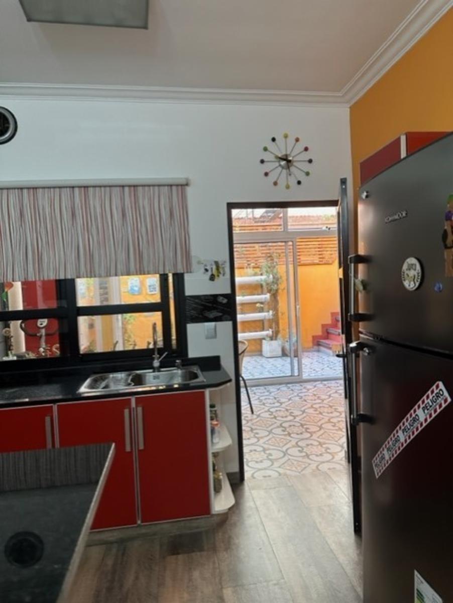 EMILIO CASTRO 5000 · Villa Luro — foto 12