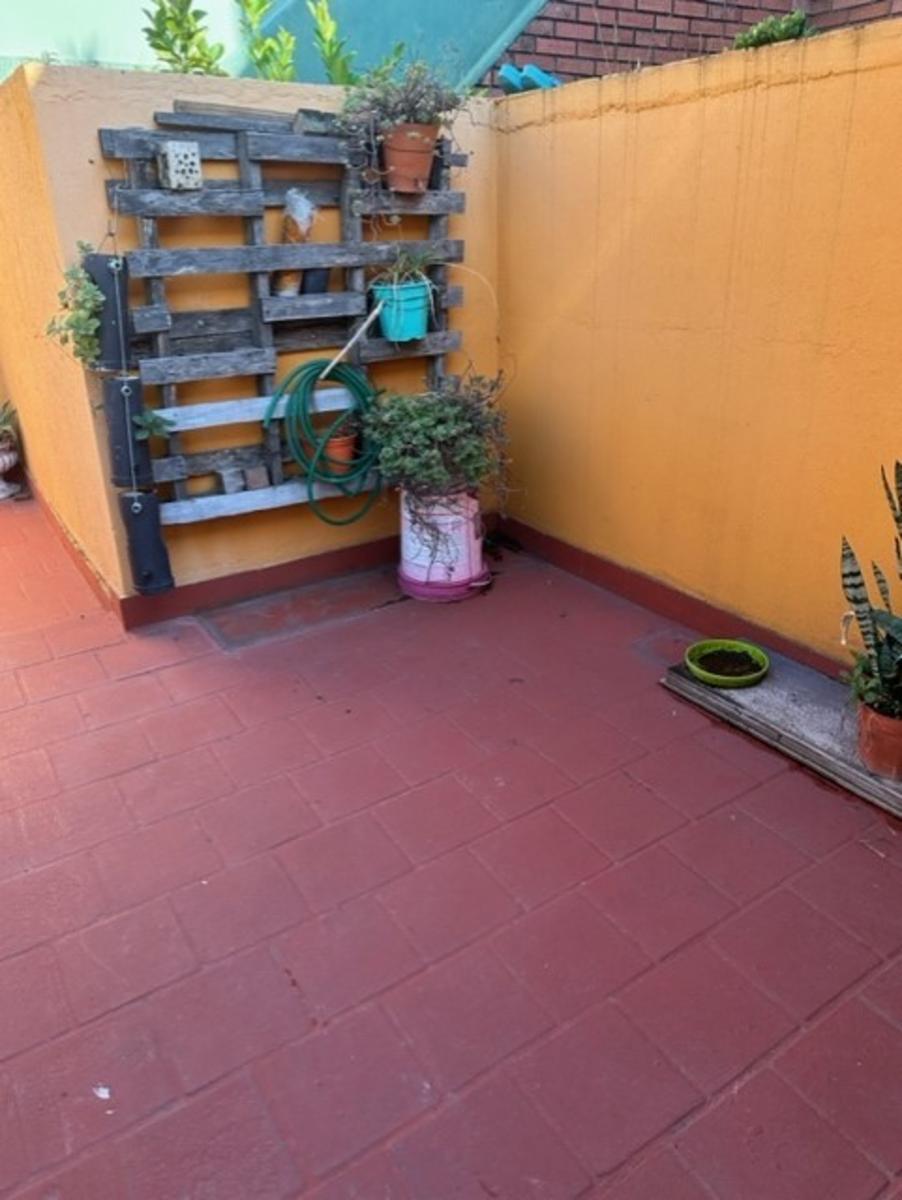 EMILIO CASTRO 5000 · Villa Luro — foto 8