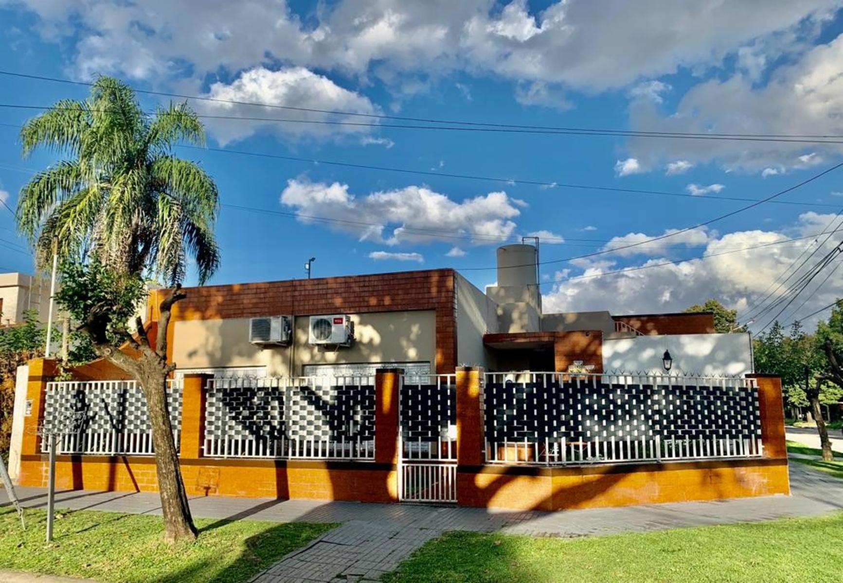 CASACUBERTA · Morón — foto 4