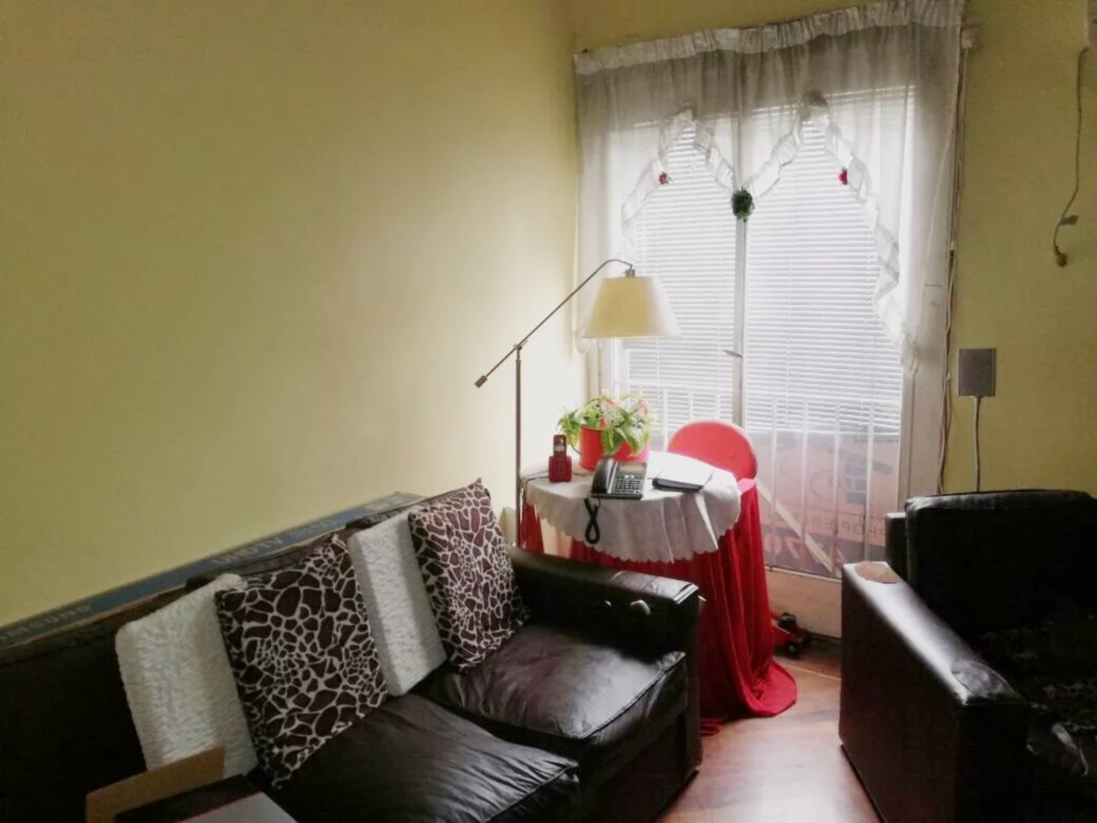 PH en Venta en San Cristóbal 2 ambientes 65 m2, 1er piso, sin expensas – Pichincha 1000