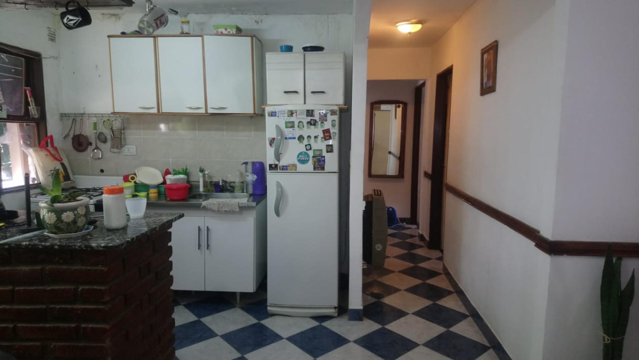 Barrio mil Viviendas 403 · San Fernando — foto 13