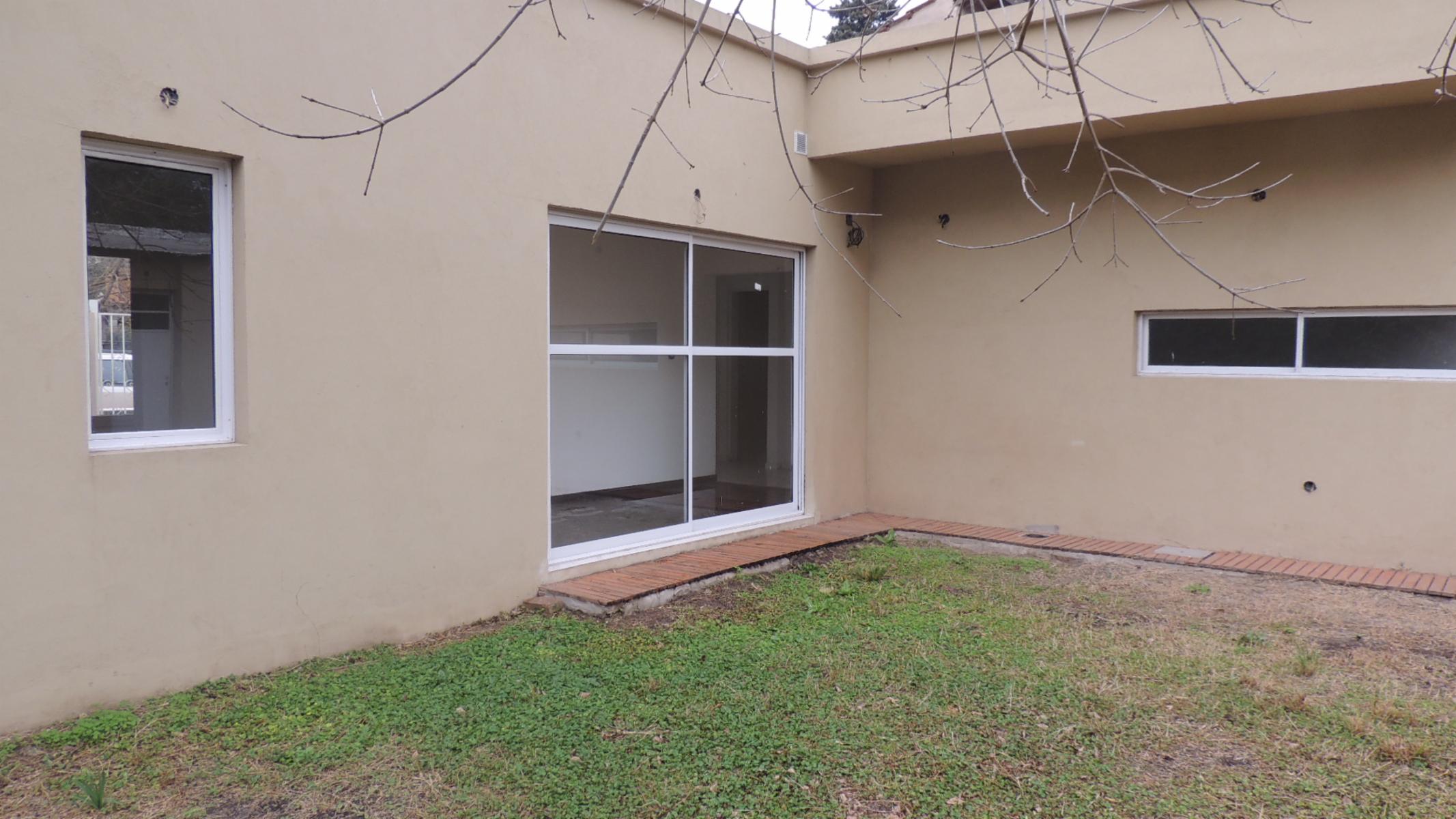 ALSINA 2400 · Ituzaingó — foto 13