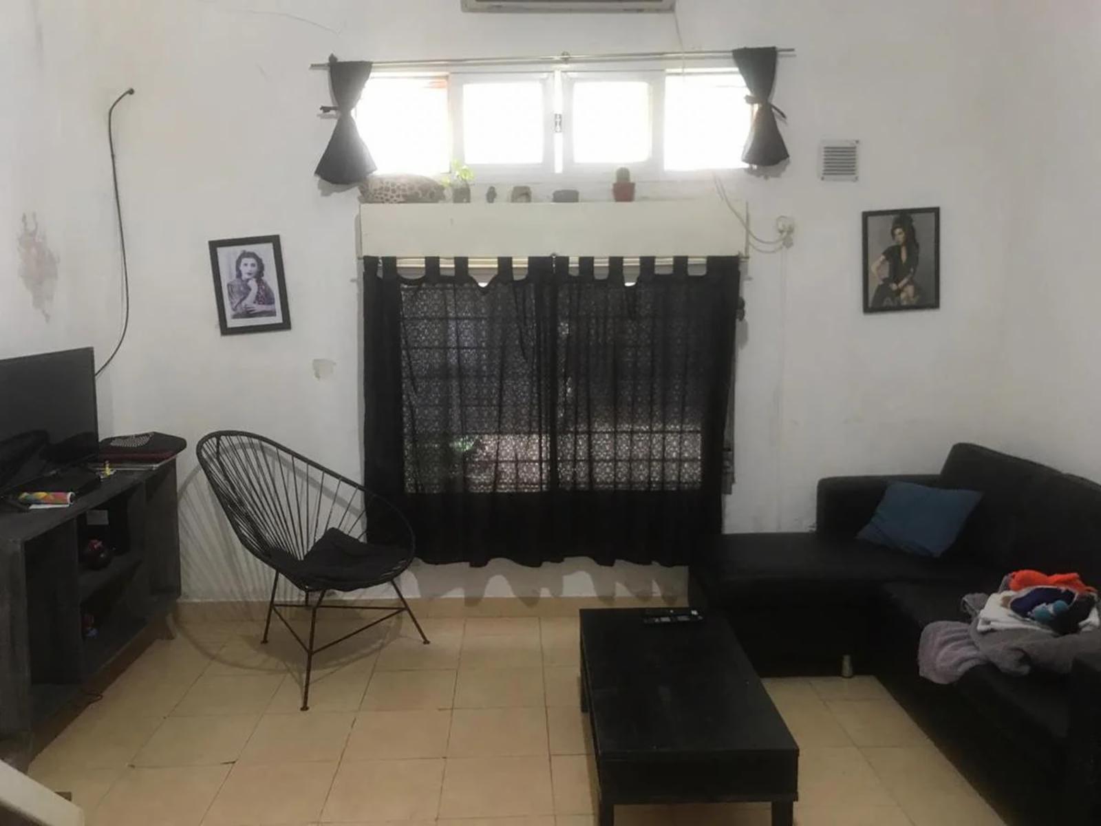 PH monoambiente en planta baja al frente