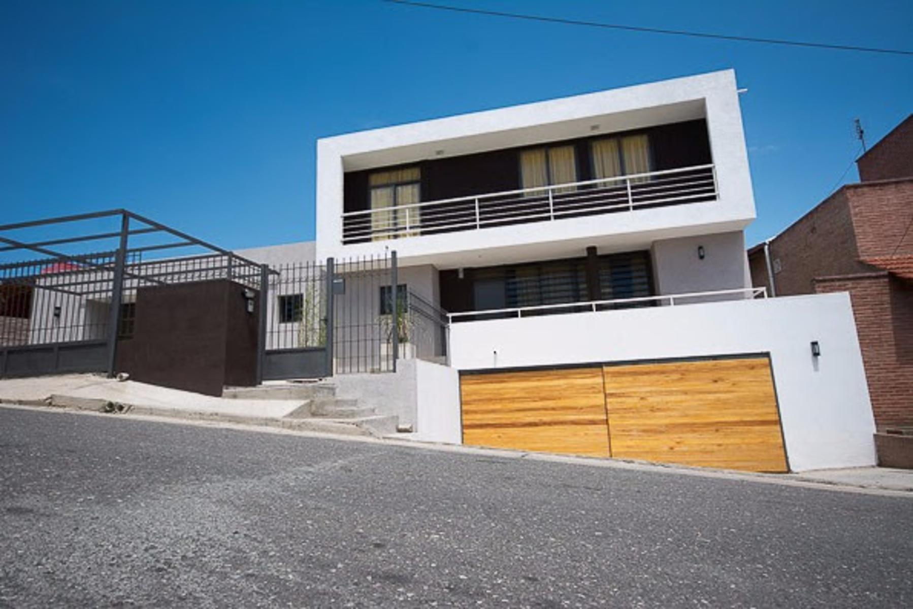 BARRIO VILLA DEL LAGO A 5 MIN. DEL CENTRO · Punilla — foto 22