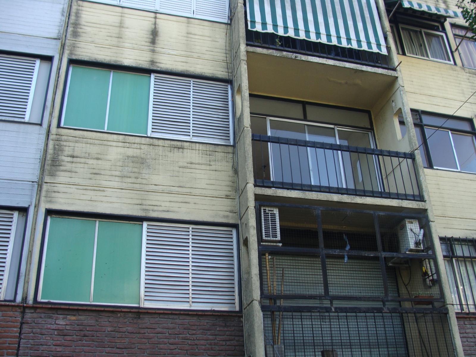 Departamento 2 ambientes al frente, Excelente ubicación