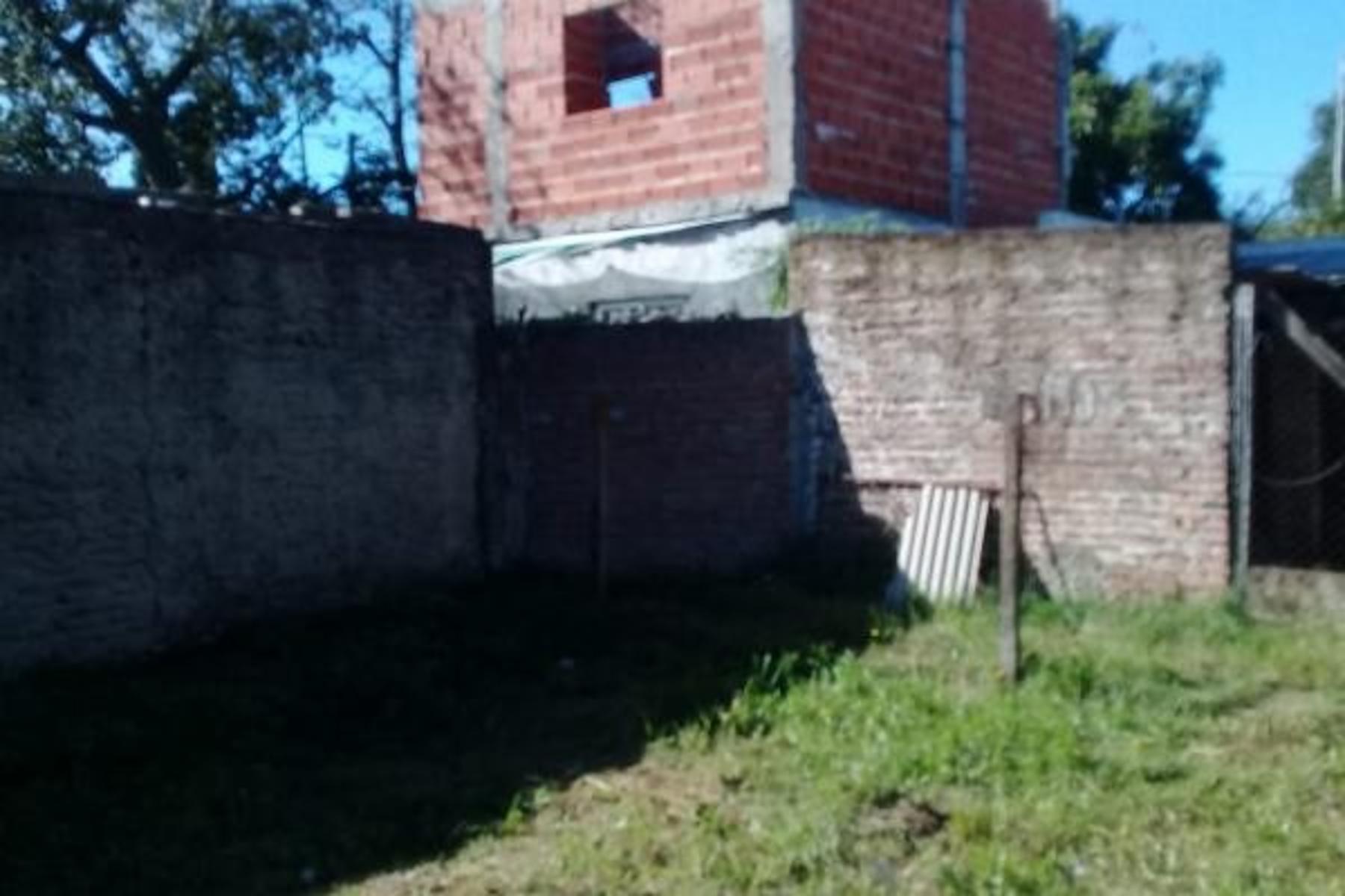 San rafael nº 572 · Florencio Varela — foto 9
